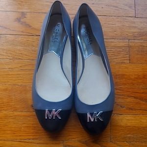 Michael Kors ballet flat shoes size 9